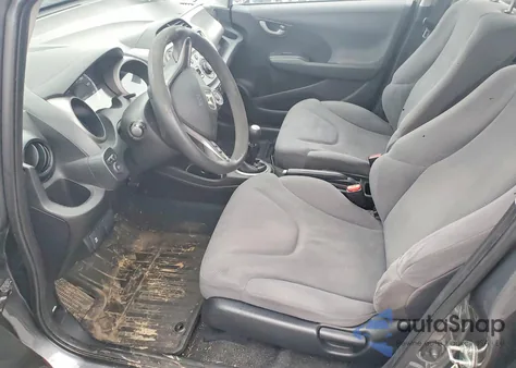 2011 Honda Fit z USA, uszkodzony, nr VIN JHMGE8G3XBS001273